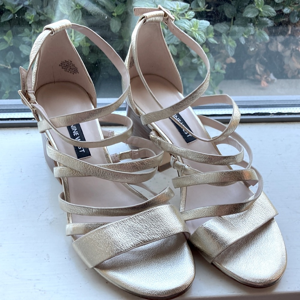 New Sz 7-Nine West Gladiator heels